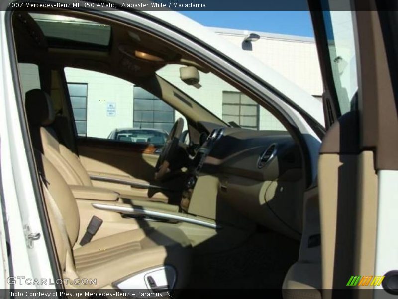 Alabaster White / Macadamia 2007 Mercedes-Benz ML 350 4Matic