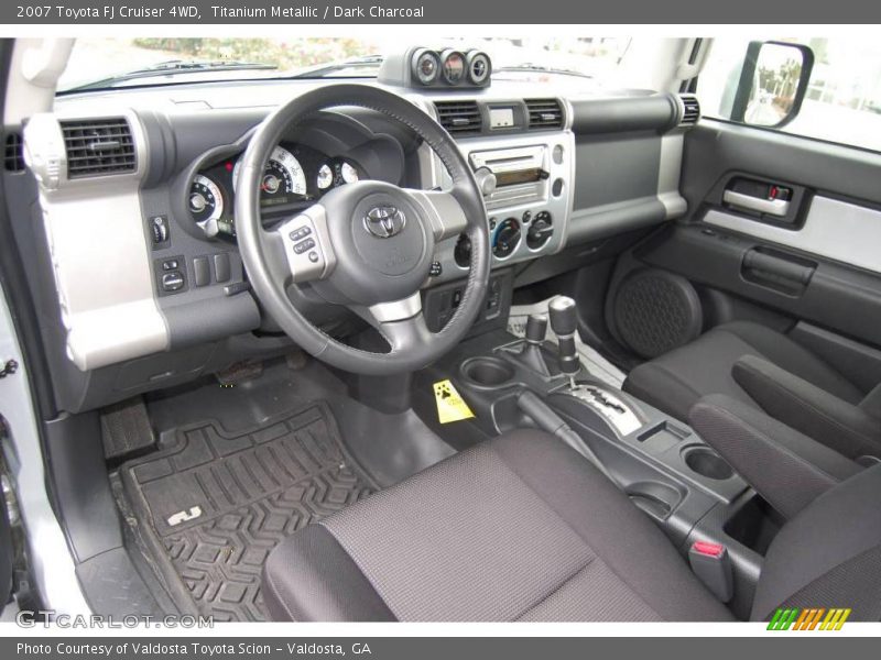 Titanium Metallic / Dark Charcoal 2007 Toyota FJ Cruiser 4WD