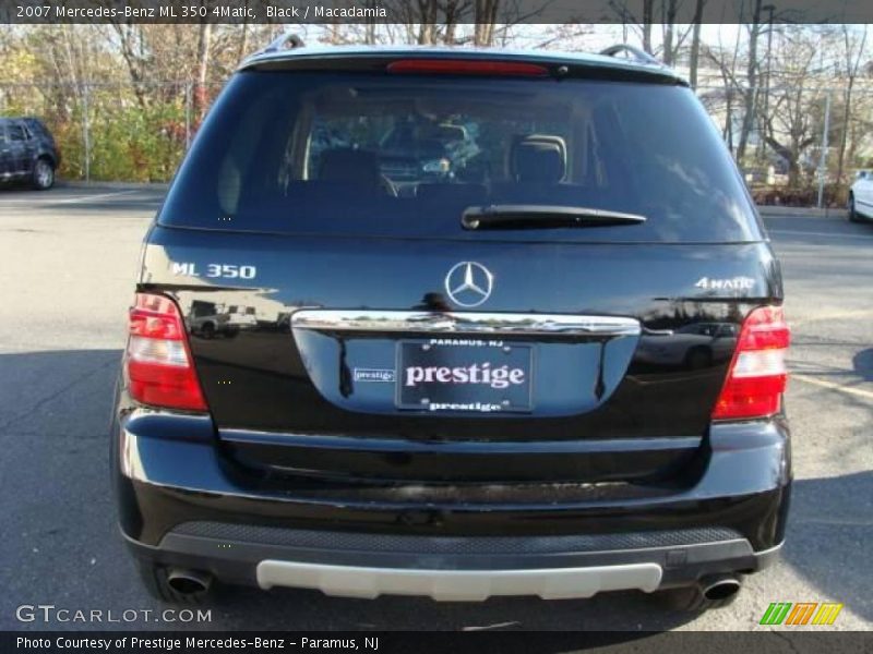 Black / Macadamia 2007 Mercedes-Benz ML 350 4Matic