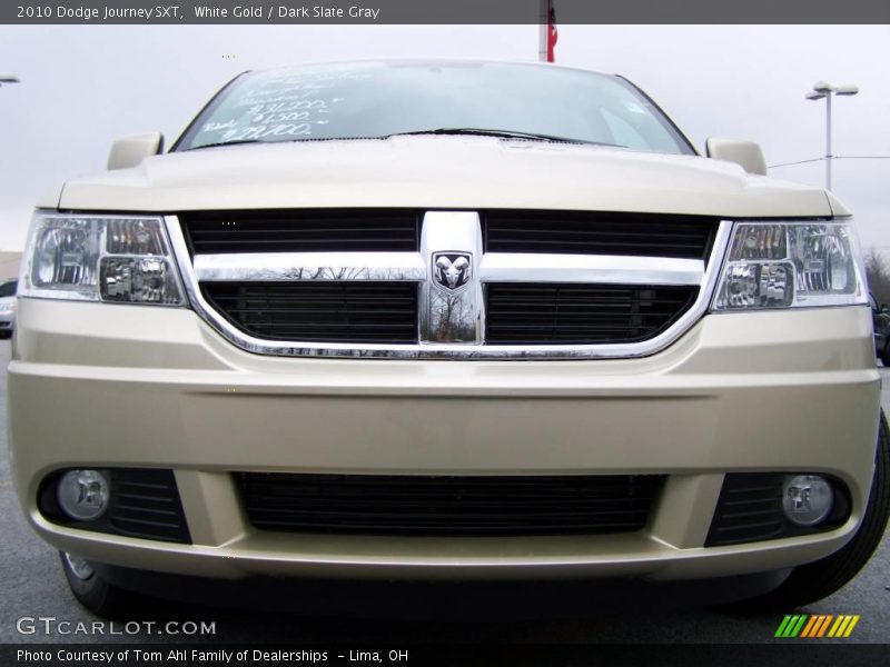 White Gold / Dark Slate Gray 2010 Dodge Journey SXT