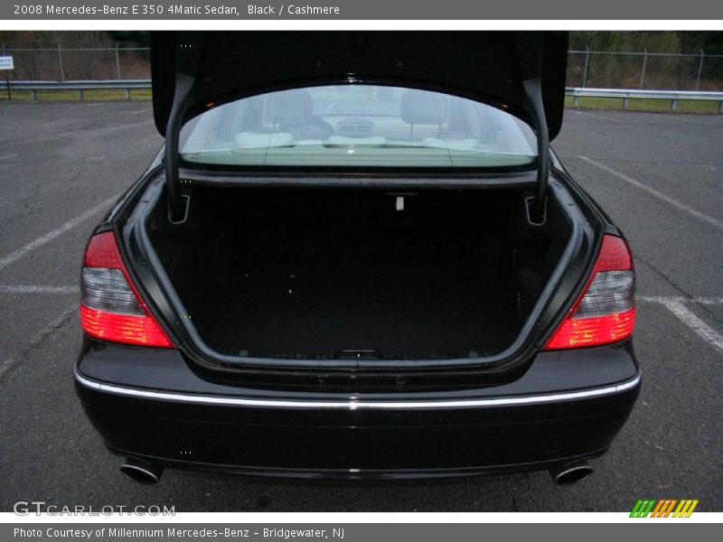 Black / Cashmere 2008 Mercedes-Benz E 350 4Matic Sedan