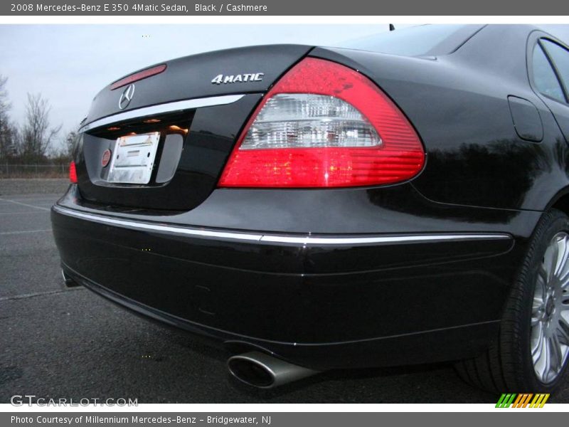 Black / Cashmere 2008 Mercedes-Benz E 350 4Matic Sedan