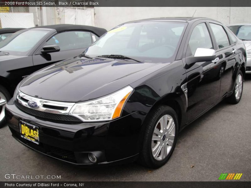 Black / Charcoal Black 2008 Ford Focus SES Sedan