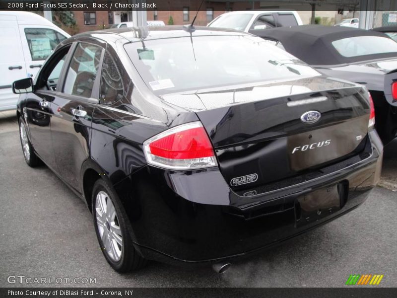 Black / Charcoal Black 2008 Ford Focus SES Sedan