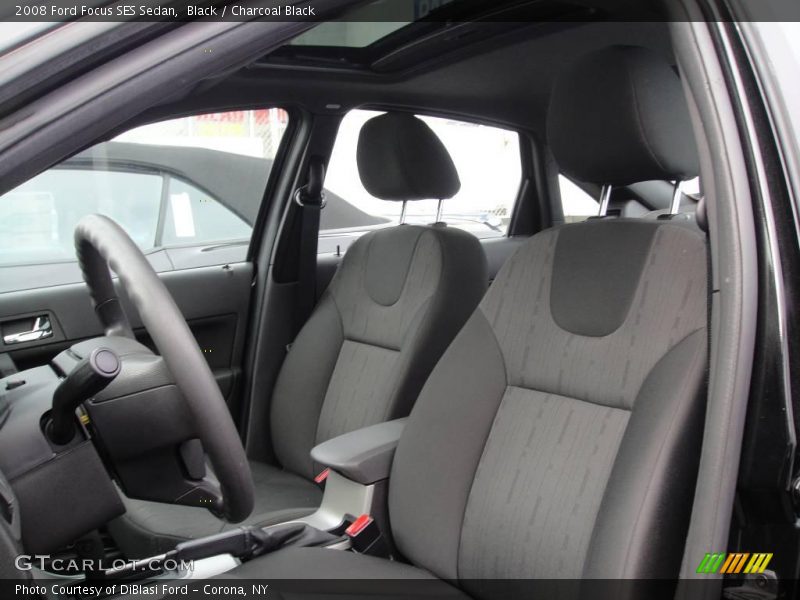 Black / Charcoal Black 2008 Ford Focus SES Sedan