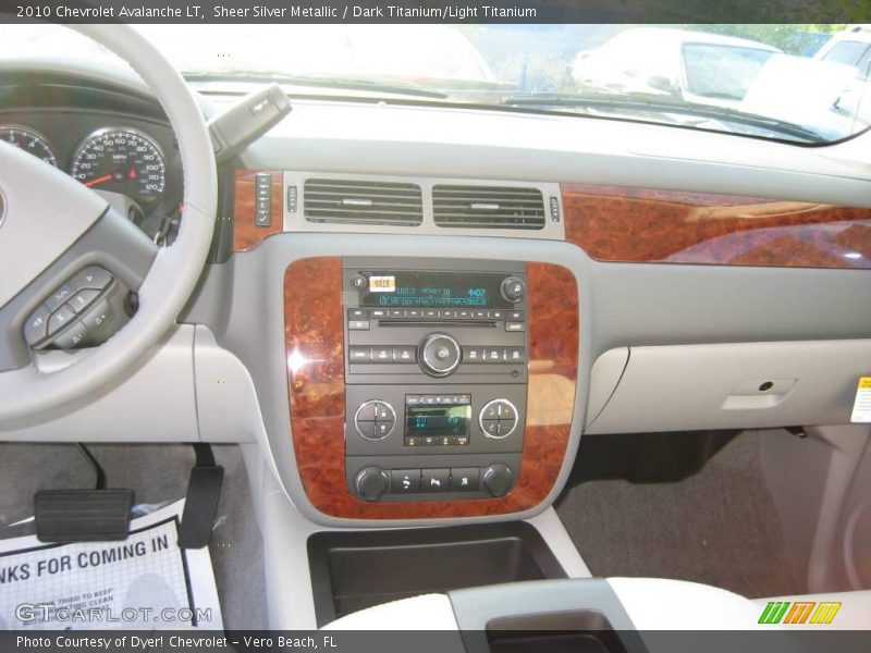 Sheer Silver Metallic / Dark Titanium/Light Titanium 2010 Chevrolet Avalanche LT