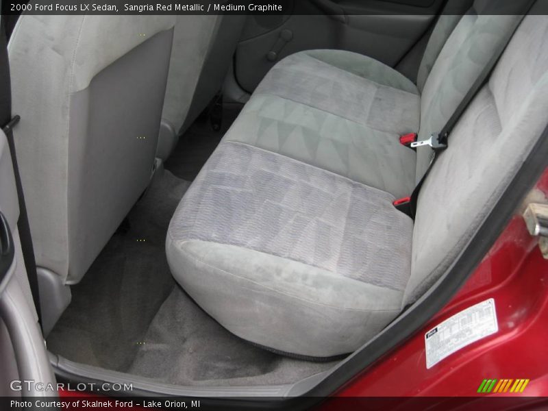 Sangria Red Metallic / Medium Graphite 2000 Ford Focus LX Sedan