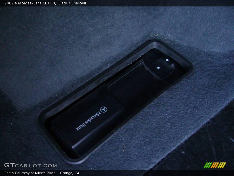 Black / Charcoal 2002 Mercedes-Benz CL 600