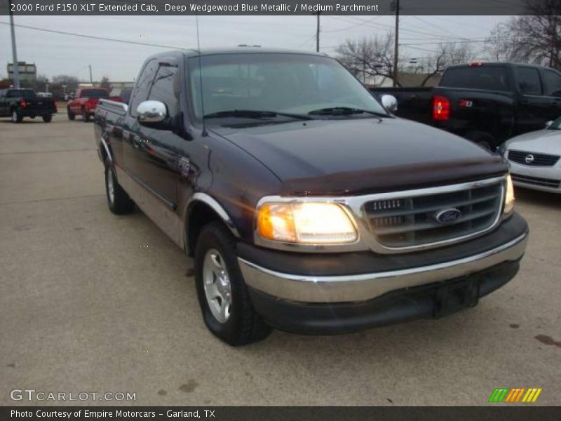 Deep Wedgewood Blue Metallic / Medium Parchment 2000 Ford F150 XLT Extended Cab