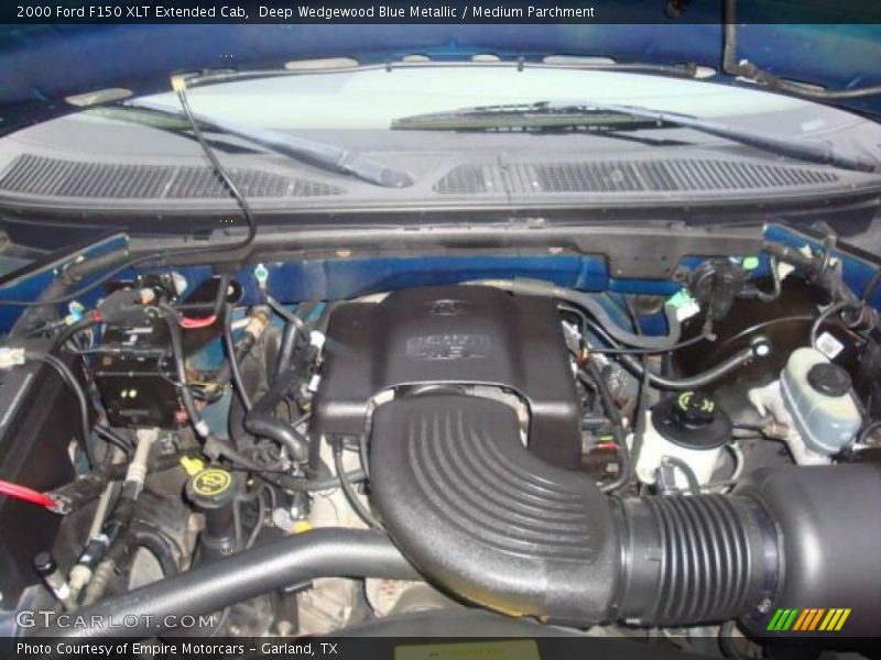 Deep Wedgewood Blue Metallic / Medium Parchment 2000 Ford F150 XLT Extended Cab