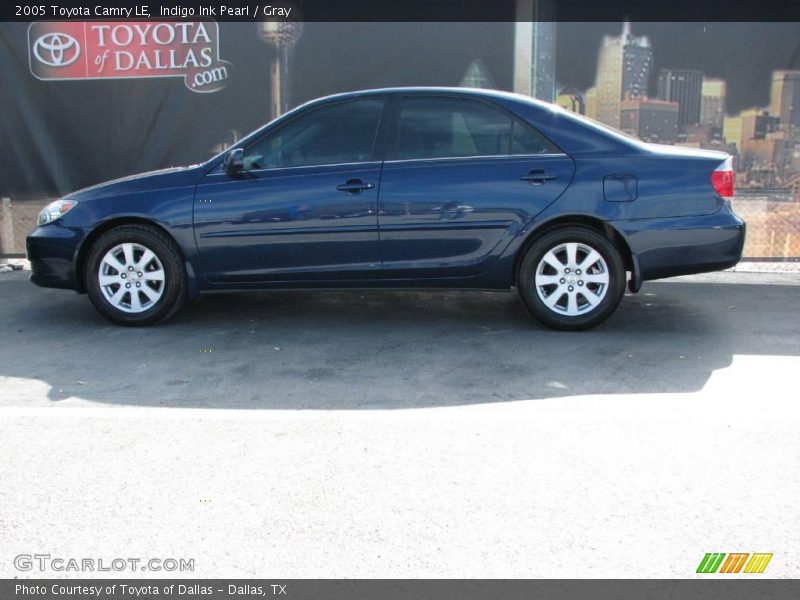 Indigo Ink Pearl / Gray 2005 Toyota Camry LE