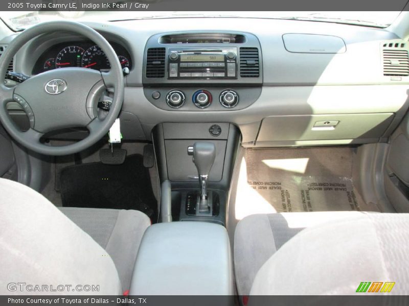 Indigo Ink Pearl / Gray 2005 Toyota Camry LE