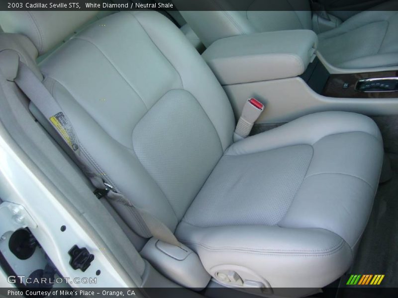 White Diamond / Neutral Shale 2003 Cadillac Seville STS