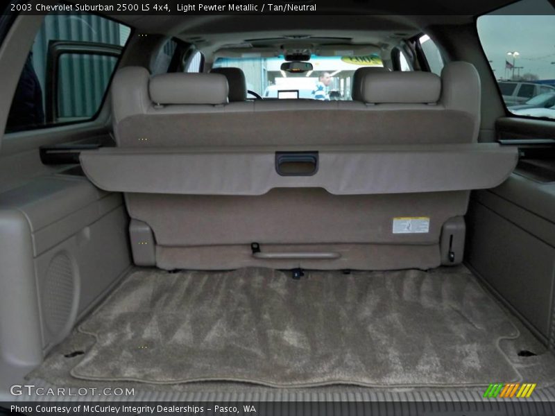 Light Pewter Metallic / Tan/Neutral 2003 Chevrolet Suburban 2500 LS 4x4