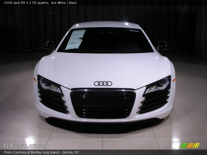 Ibis White / Black 2008 Audi R8 4.2 FSI quattro