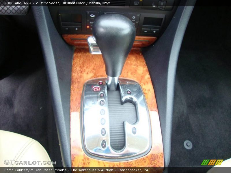 Brilliant Black / Vanilla/Onyx 2000 Audi A6 4.2 quattro Sedan
