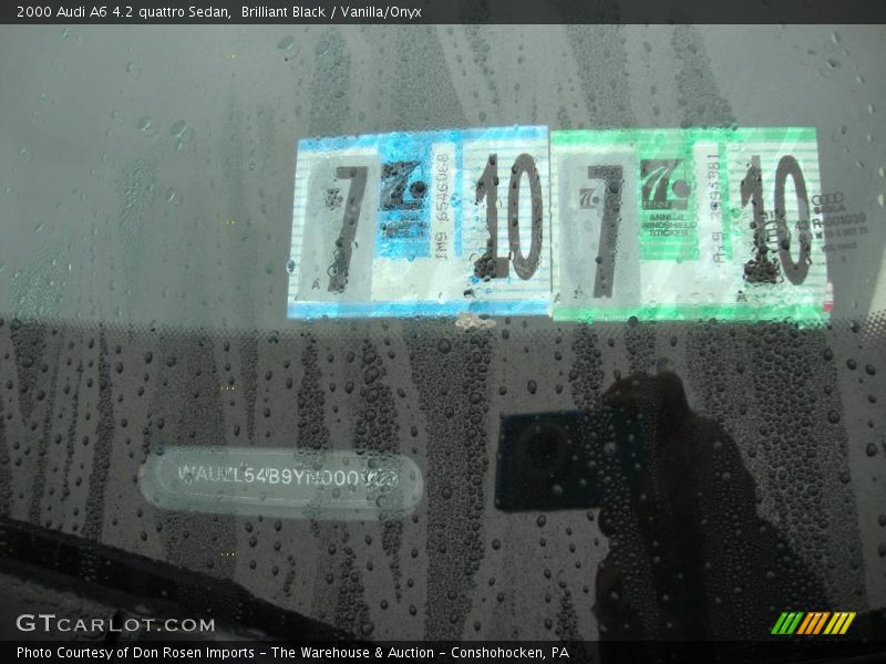 Brilliant Black / Vanilla/Onyx 2000 Audi A6 4.2 quattro Sedan