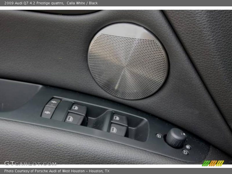 Calla White / Black 2009 Audi Q7 4.2 Prestige quattro