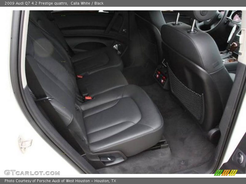 Calla White / Black 2009 Audi Q7 4.2 Prestige quattro