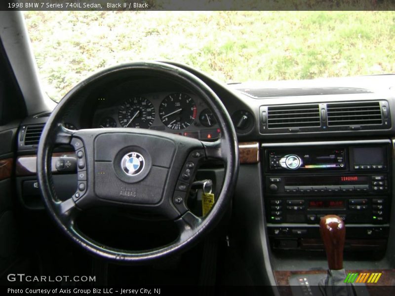 Black II / Black 1998 BMW 7 Series 740iL Sedan