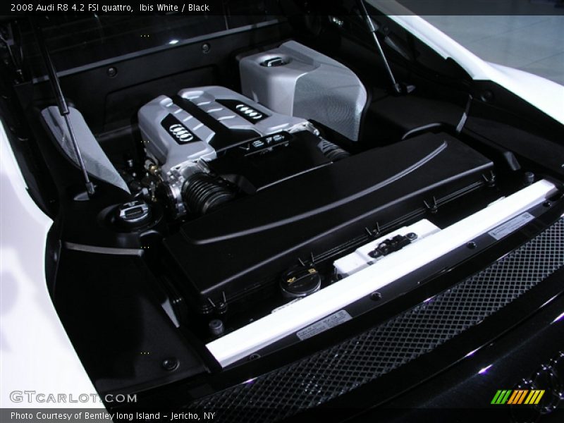 Ibis White / Black 2008 Audi R8 4.2 FSI quattro