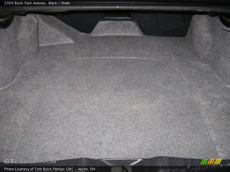 Black / Shale 2004 Buick Park Avenue