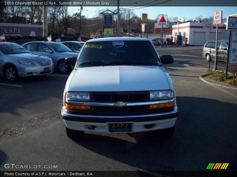 Summit White / Medium Gray 2000 Chevrolet Blazer LS 4x4