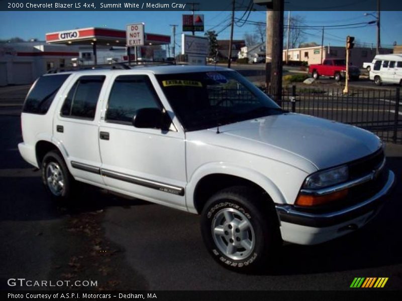 Summit White / Medium Gray 2000 Chevrolet Blazer LS 4x4
