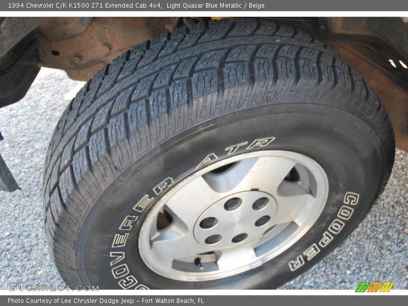 Light Quasar Blue Metallic / Beige 1994 Chevrolet C/K K1500 Z71 Extended Cab 4x4