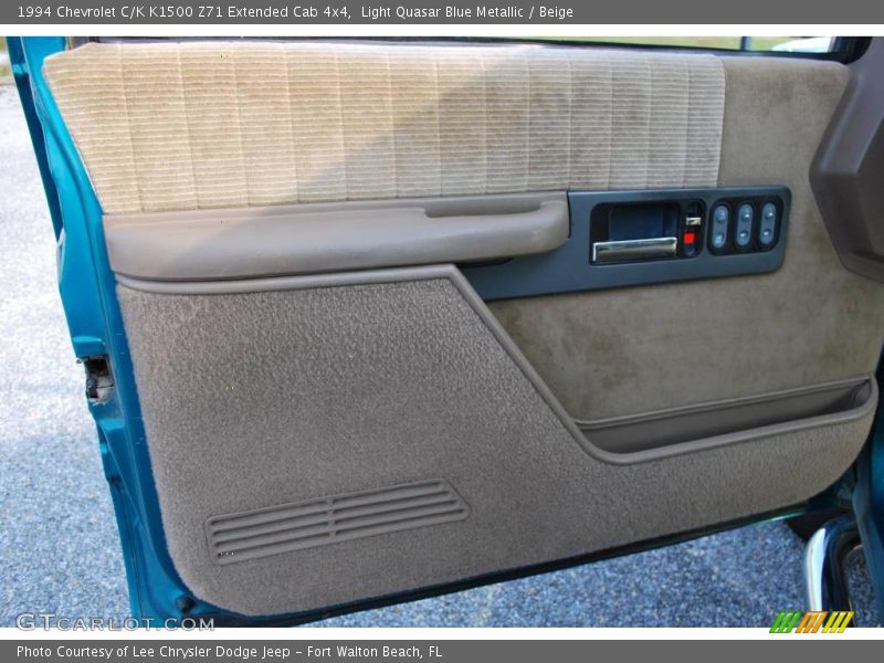Light Quasar Blue Metallic / Beige 1994 Chevrolet C/K K1500 Z71 Extended Cab 4x4
