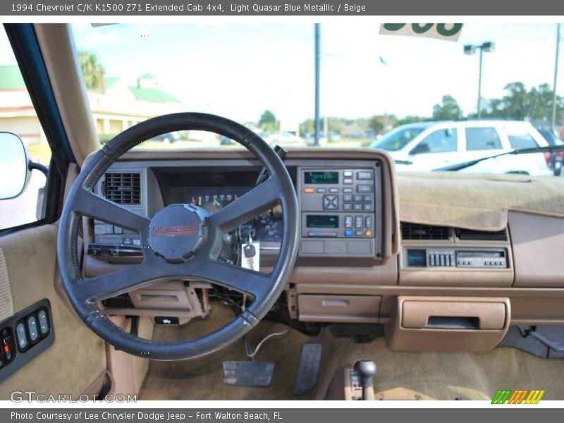 Light Quasar Blue Metallic / Beige 1994 Chevrolet C/K K1500 Z71 Extended Cab 4x4