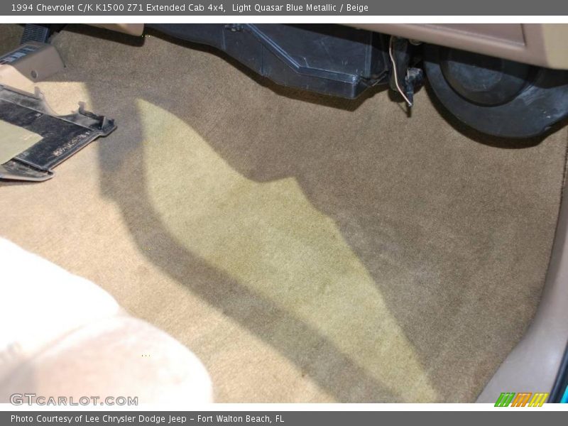 Light Quasar Blue Metallic / Beige 1994 Chevrolet C/K K1500 Z71 Extended Cab 4x4