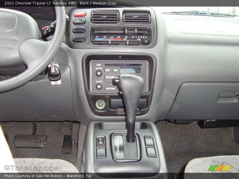 Black / Medium Gray 2001 Chevrolet Tracker LT Hardtop 4WD