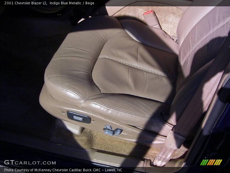 Indigo Blue Metallic / Beige 2001 Chevrolet Blazer LS