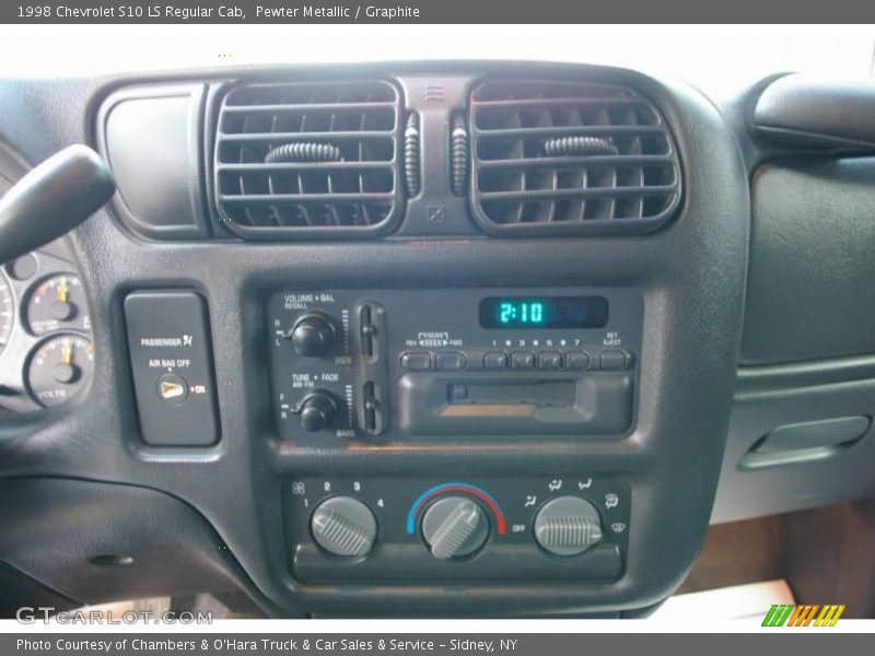 Pewter Metallic / Graphite 1998 Chevrolet S10 LS Regular Cab