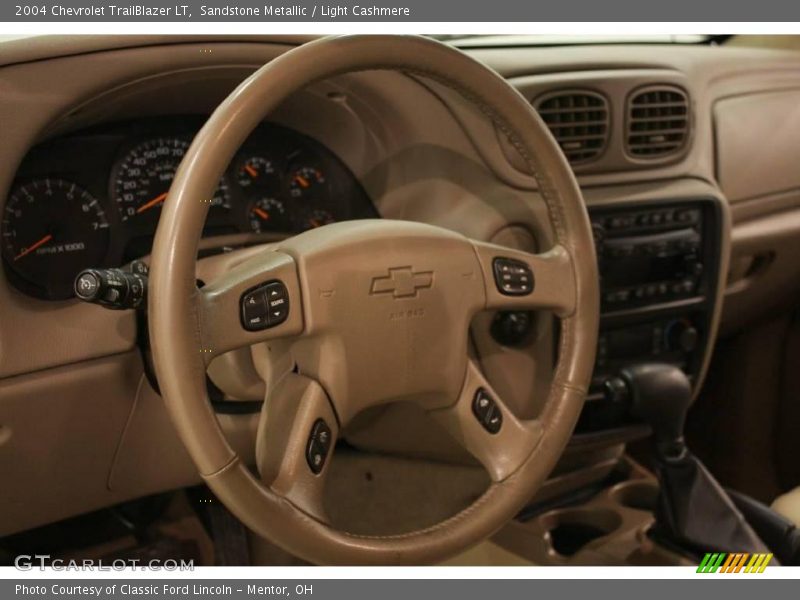 Sandstone Metallic / Light Cashmere 2004 Chevrolet TrailBlazer LT