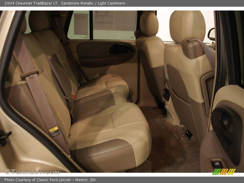 Sandstone Metallic / Light Cashmere 2004 Chevrolet TrailBlazer LT