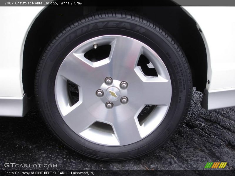 White / Gray 2007 Chevrolet Monte Carlo SS