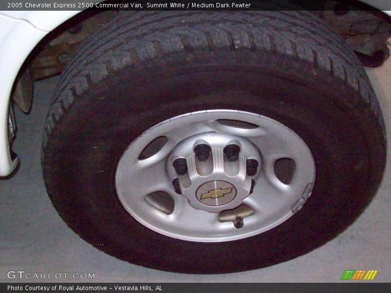 Summit White / Medium Dark Pewter 2005 Chevrolet Express 2500 Commercial Van