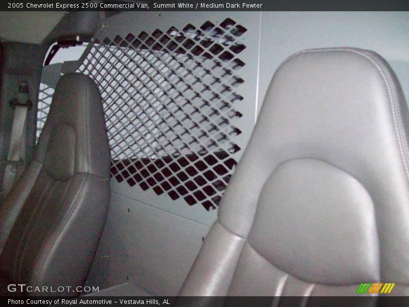 Summit White / Medium Dark Pewter 2005 Chevrolet Express 2500 Commercial Van
