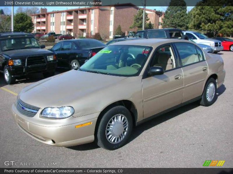 Light Driftwood Metallic / Neutral 2005 Chevrolet Classic