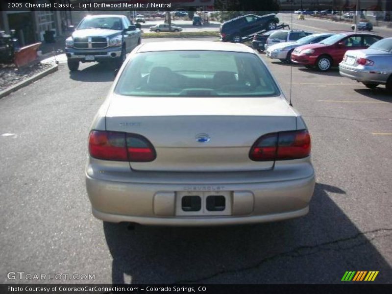 Light Driftwood Metallic / Neutral 2005 Chevrolet Classic