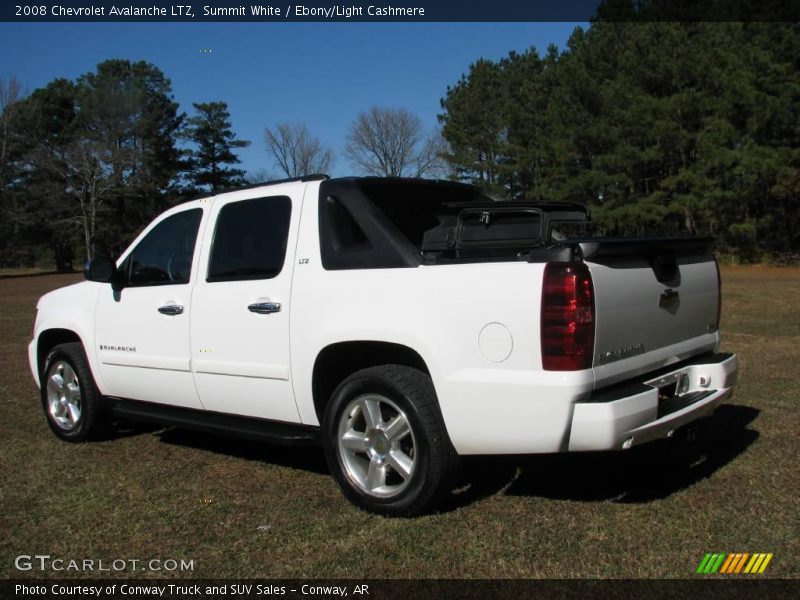 Summit White / Ebony/Light Cashmere 2008 Chevrolet Avalanche LTZ