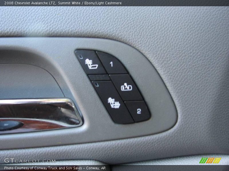 Summit White / Ebony/Light Cashmere 2008 Chevrolet Avalanche LTZ