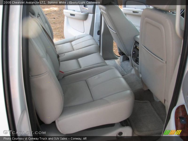 Summit White / Ebony/Light Cashmere 2008 Chevrolet Avalanche LTZ
