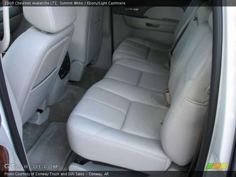 Summit White / Ebony/Light Cashmere 2008 Chevrolet Avalanche LTZ
