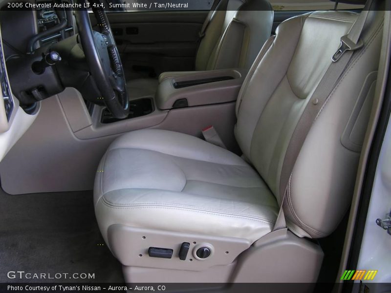 Summit White / Tan/Neutral 2006 Chevrolet Avalanche LT 4x4