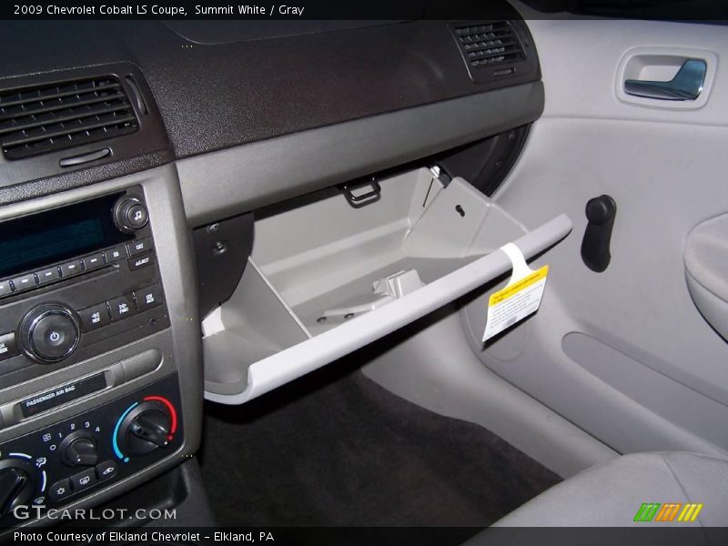 Summit White / Gray 2009 Chevrolet Cobalt LS Coupe