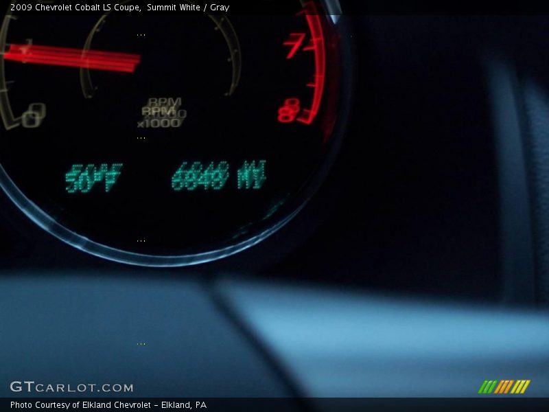 Summit White / Gray 2009 Chevrolet Cobalt LS Coupe