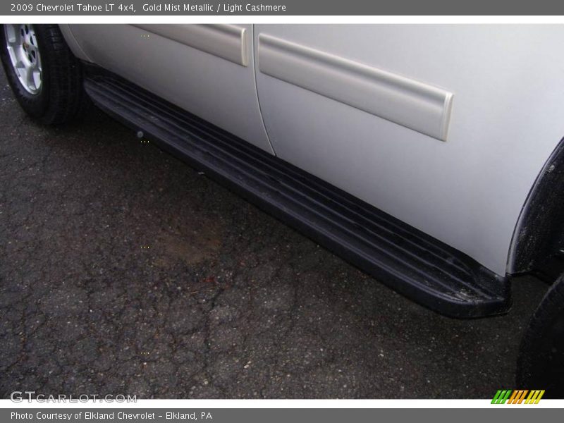 Gold Mist Metallic / Light Cashmere 2009 Chevrolet Tahoe LT 4x4